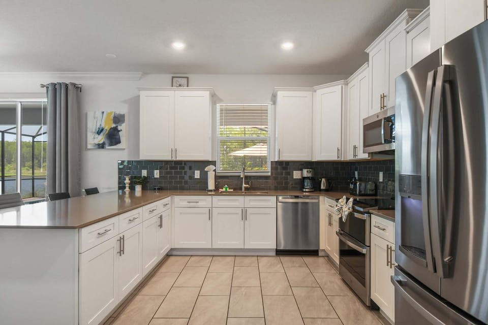 Kitchen or kitchenette, kitchen