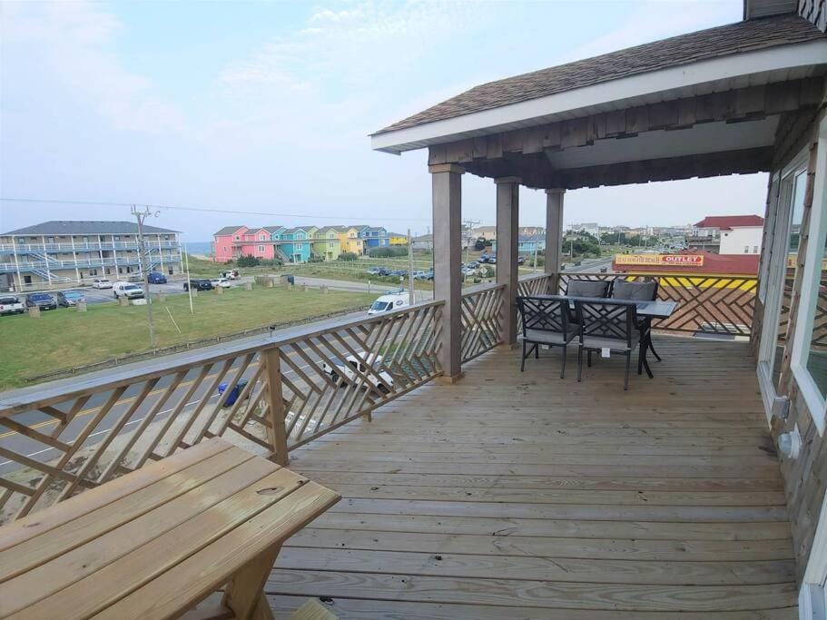 View (from property/room), Balcony/Terrace, Dining area