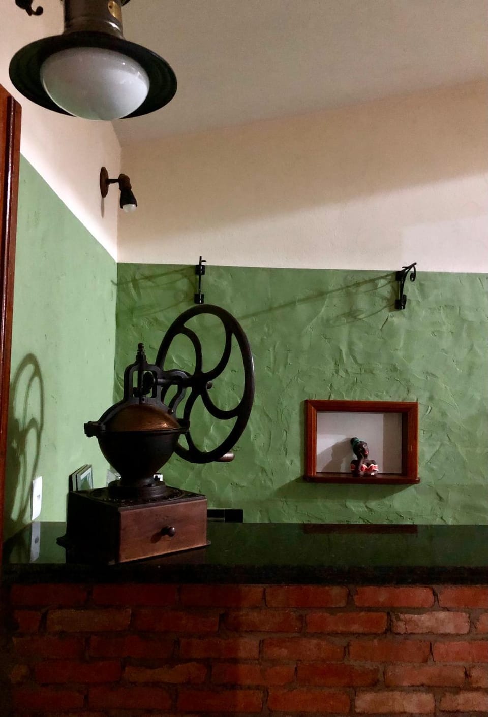 Kitchen or kitchenette, Decorative detail