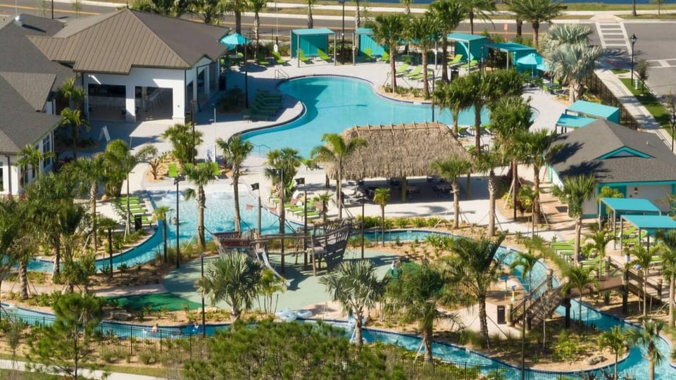Neighbourhood, Aqua park, Family