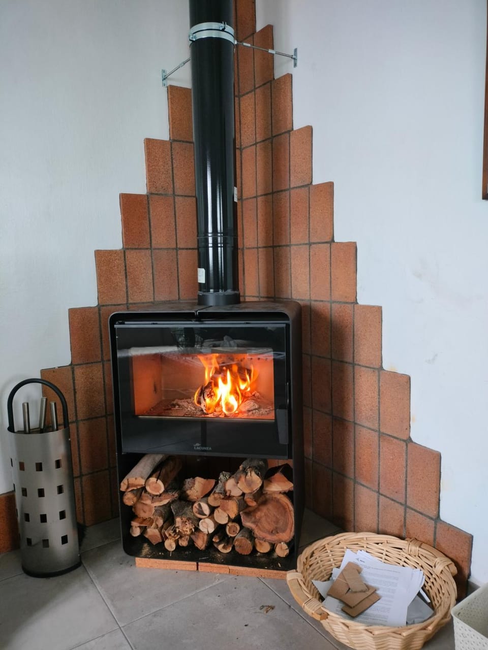 Living room, fireplace