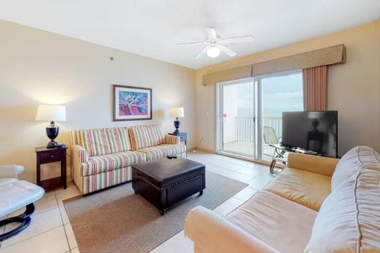 Caribbean Unit 602 House in West Beach