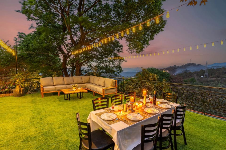 Patio, Spring, Natural landscape, Garden, View (from property/room), Seating area, Dining area, Garden view, Mountain view