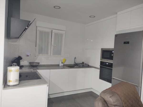 Kitchen or kitchenette, oven, stove