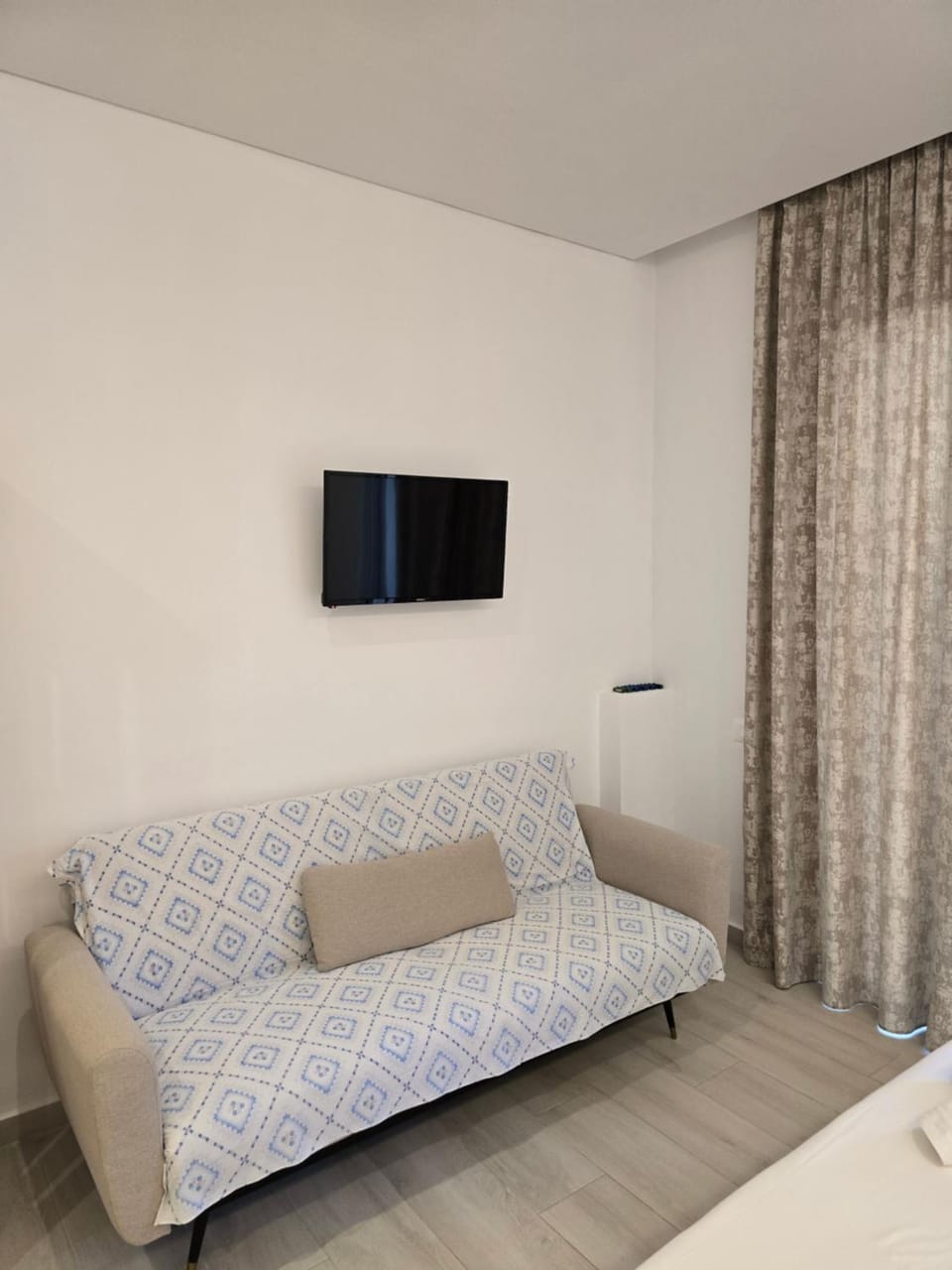 Husi Hotel Nature lodge in Vlorë County, Albania