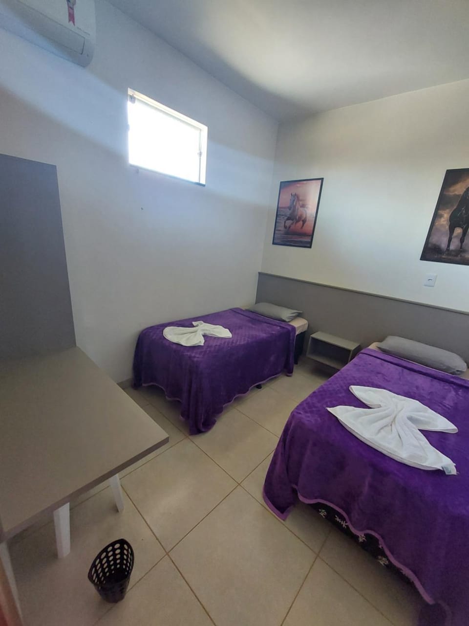 Quarto Duplo Comercial - Queen's Hotel Bed and Breakfast in State of Goiás