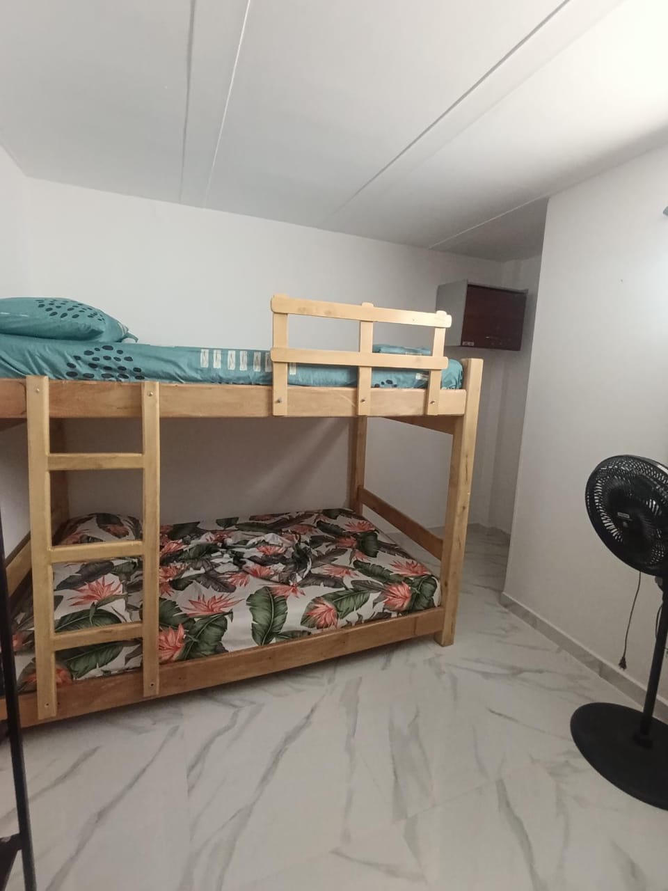 E2P RENOVADO y BELLO APARTAMENTO EN LAURELES ESTADiO Apartment in Medellin