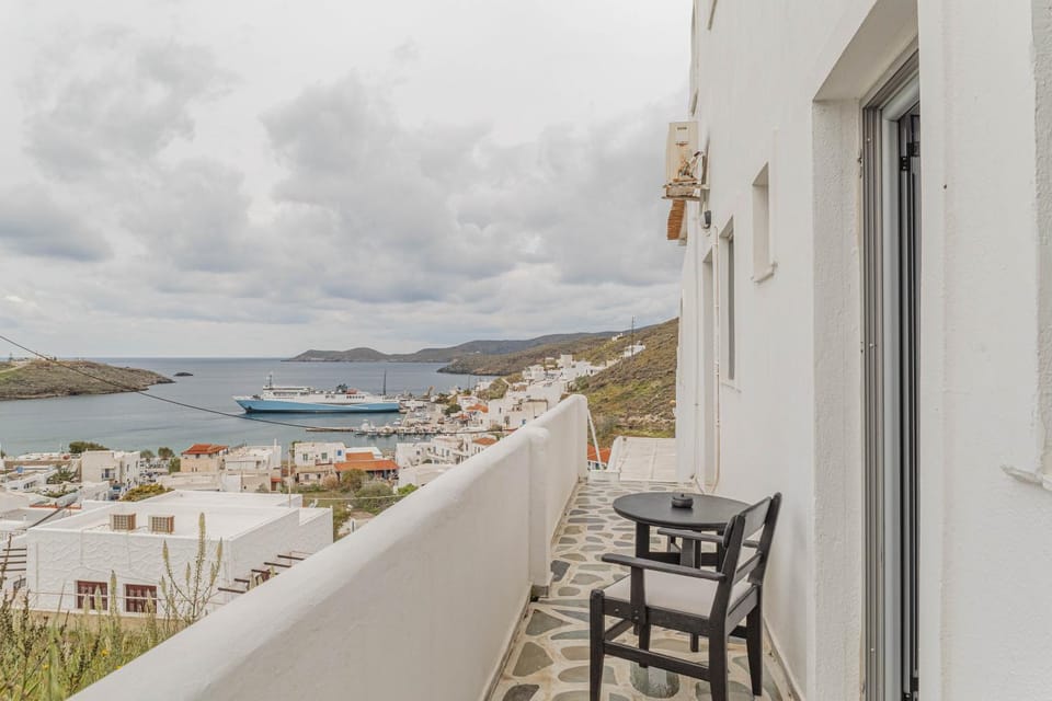View (from property/room), Balcony/Terrace, Sea view