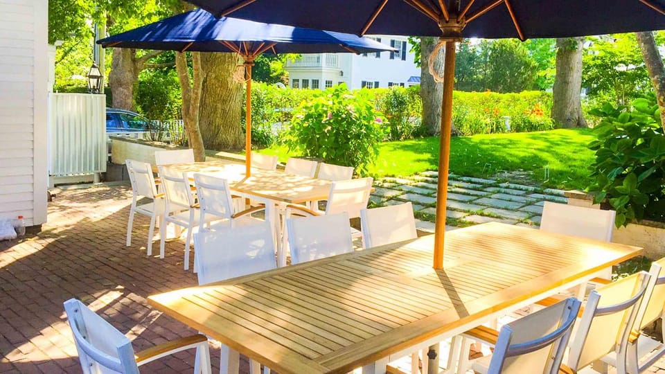 Patio, Day, Garden, Garden view