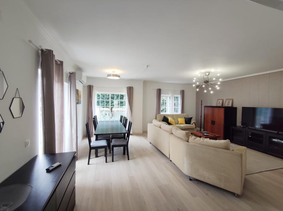 Villa Bellavista Villa in Setubal District