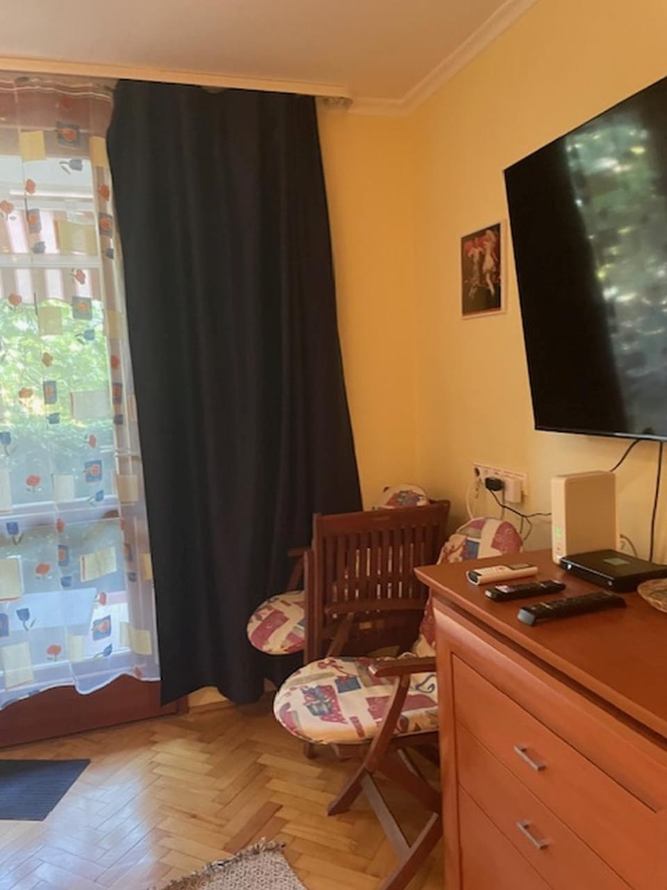 TV and multimedia, Living room, Seating area
