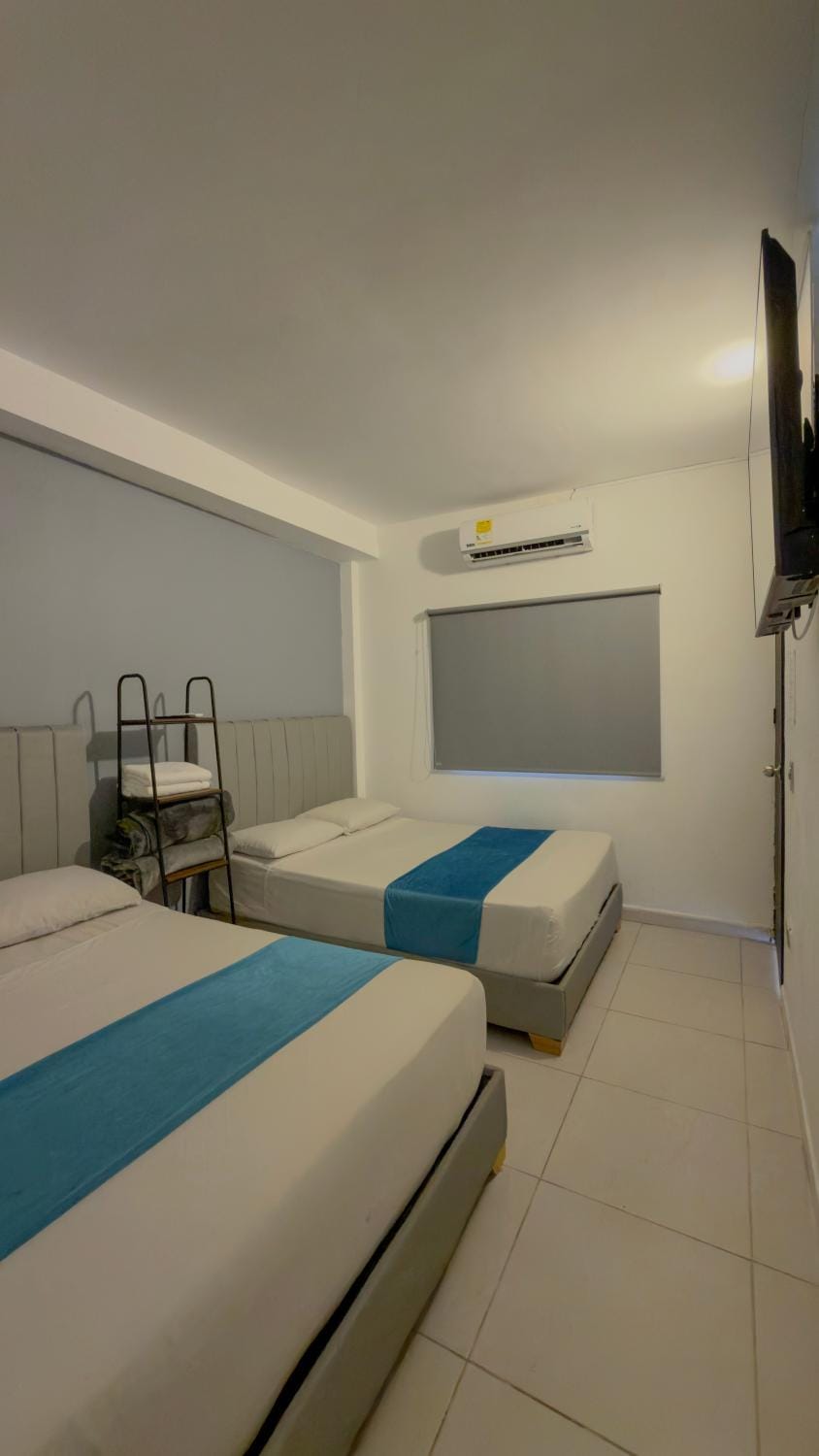 Shower, Bathroom, TV and multimedia, internet, internet, towels, air conditioner