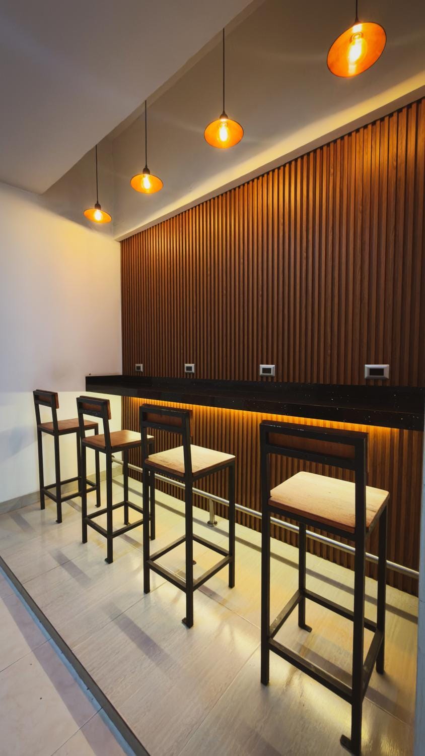 Seating area, internet