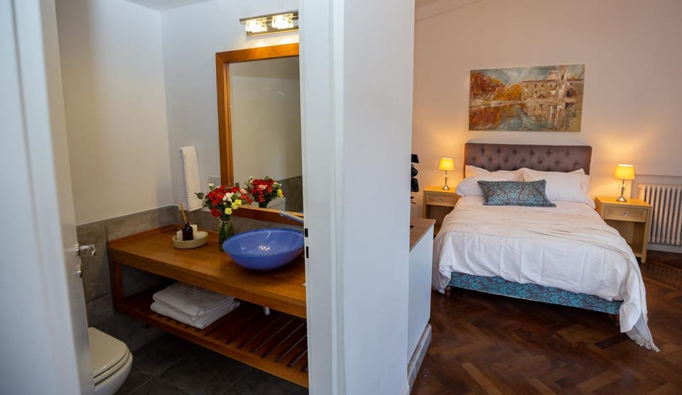 Bathroom, Photo of the whole room, Bedroom