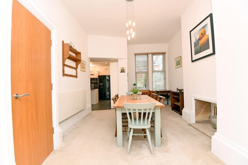Harrogate Self Catering - The Valley Gardens View Apartment in Harrogate