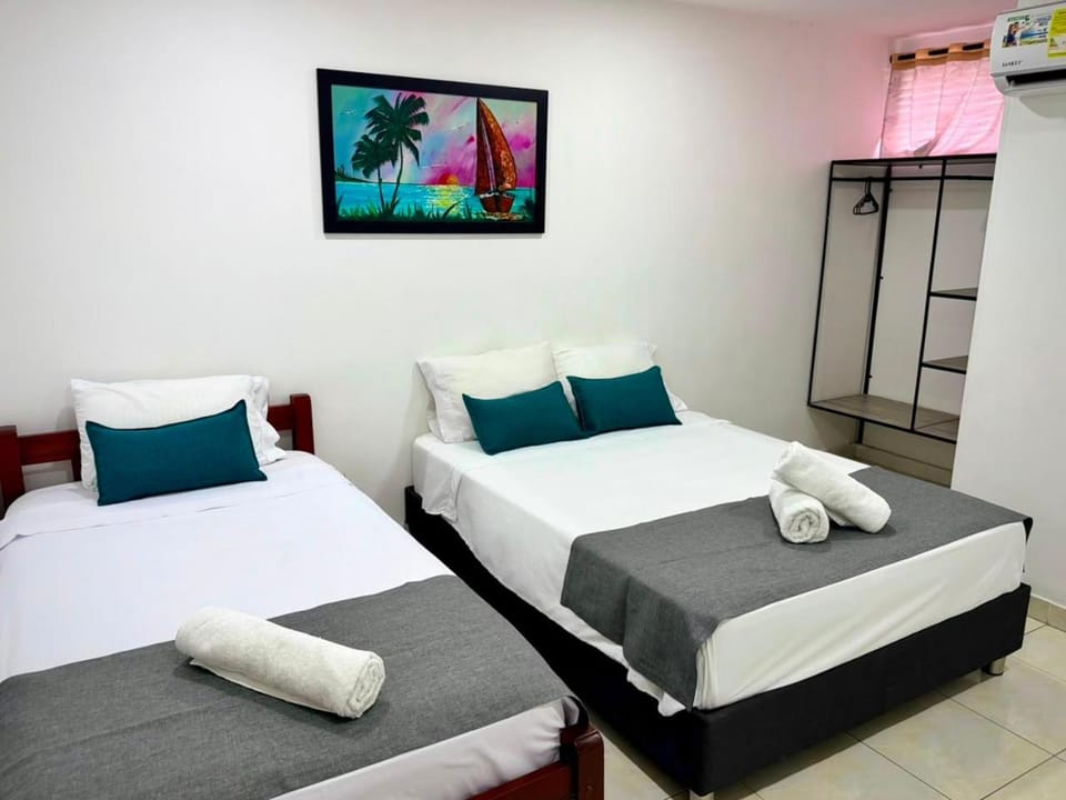 22 Guest House Bed and Breakfast in Santa Marta