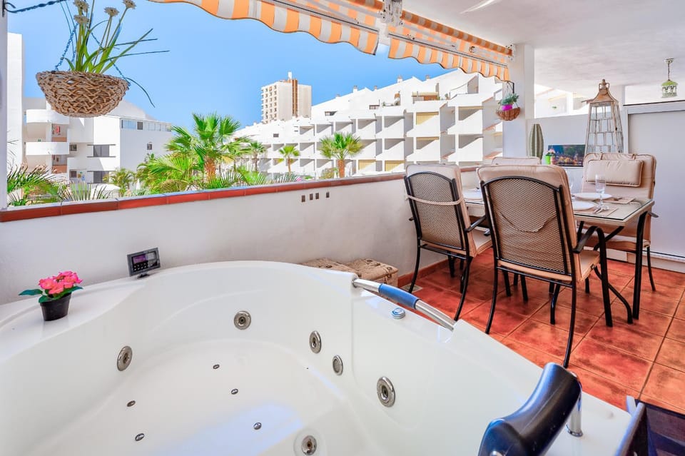 Apartment with pool view Apartment in Los Cristianos