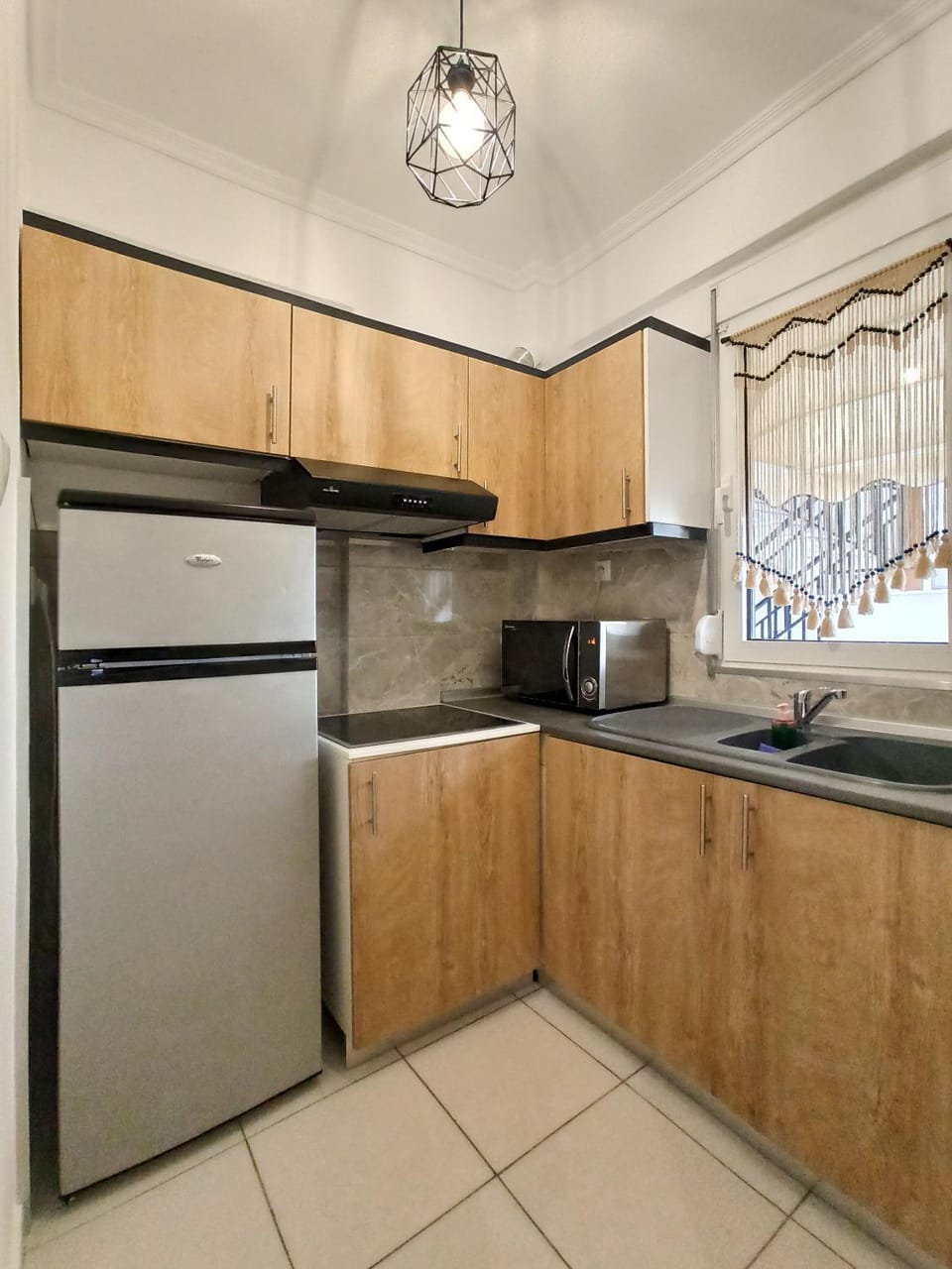 microwave, stove, kitchen