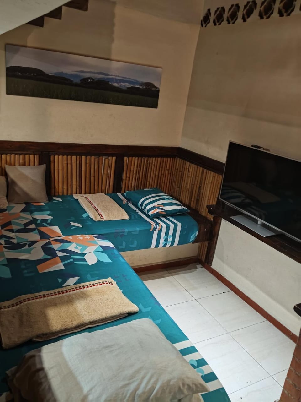 TV and multimedia, Photo of the whole room