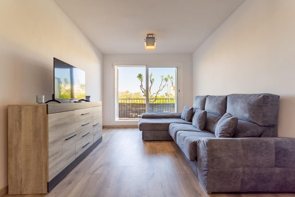 Communal lounge/ TV room, TV and multimedia, Living room