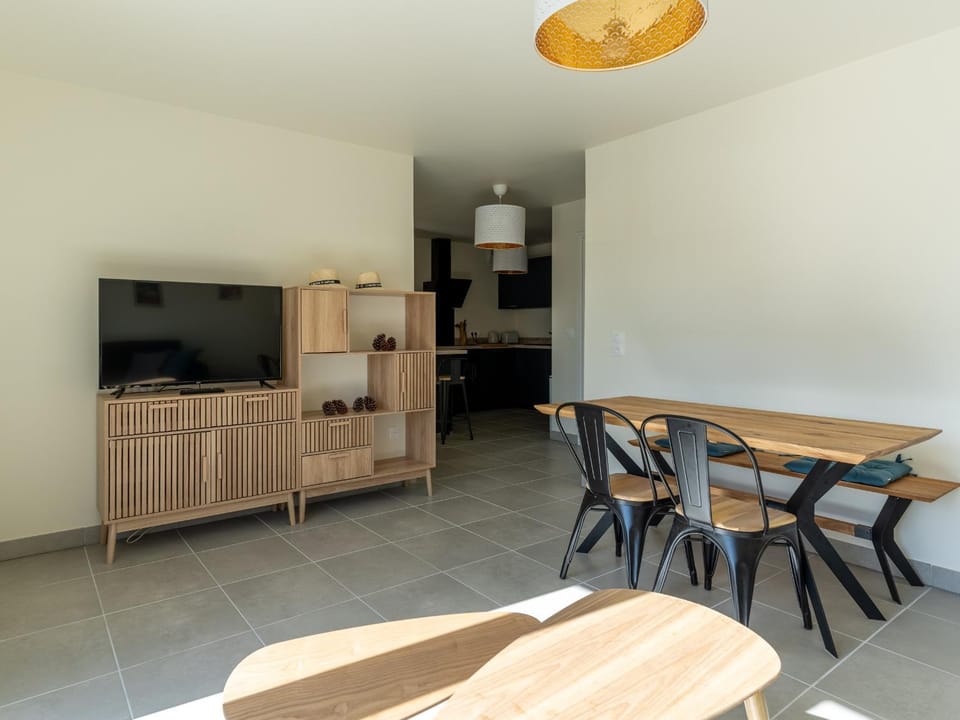 Appartement Neuf 3* à 2 Pas de l'Océan à Mimizan, 5 Pers, Balcon, Parking Apartment in Mimizan