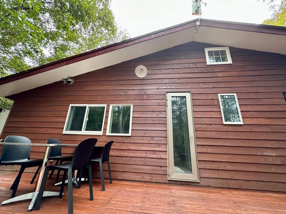 Property building, Patio, Breakfast