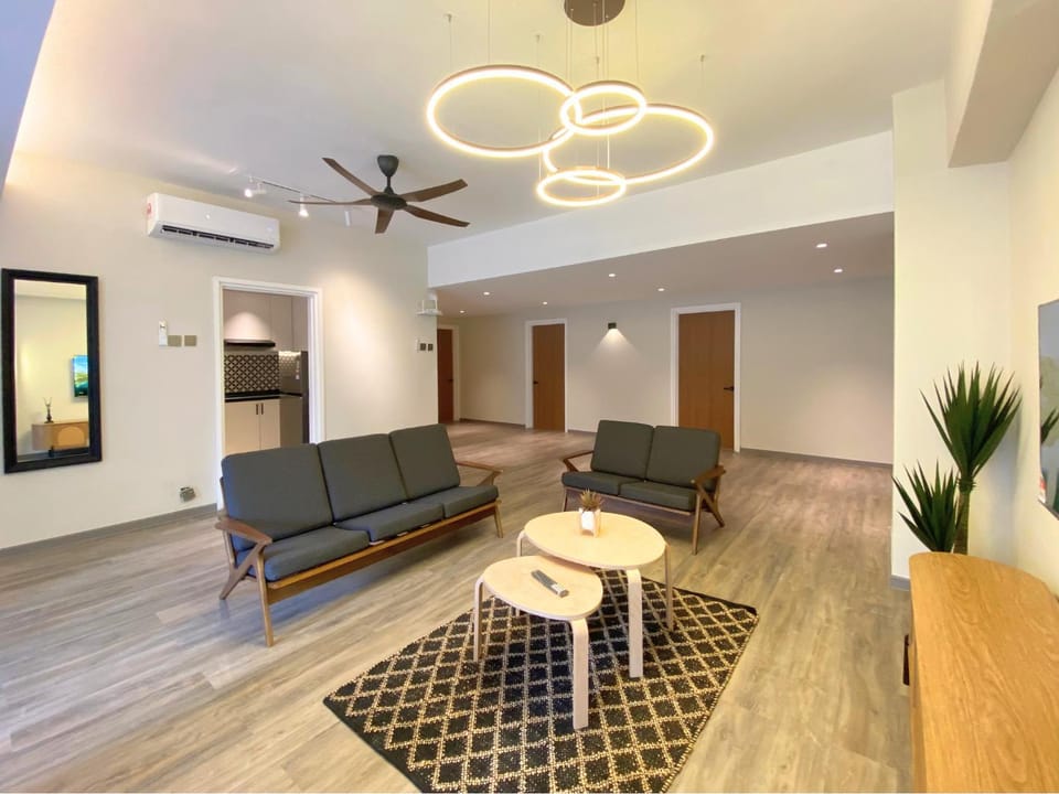 TV and multimedia, Living room, Seating area, air conditioner