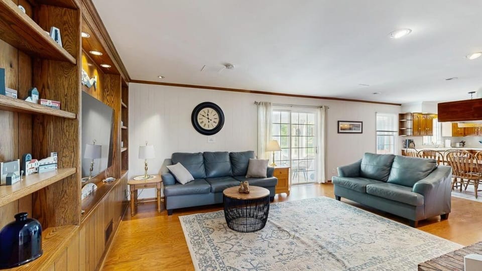 Town of Dewey Beach --- 309 Salisbury House in Rehoboth Beach