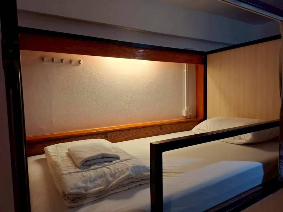 Bed, Bedroom, bunk bed