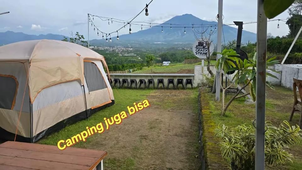 Crazy Steak Resort Glamping Villa Resto 24h Nature lodge in Batu
