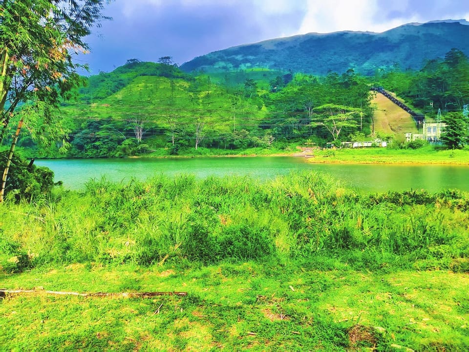 Nearby landmark, Day, Lake view