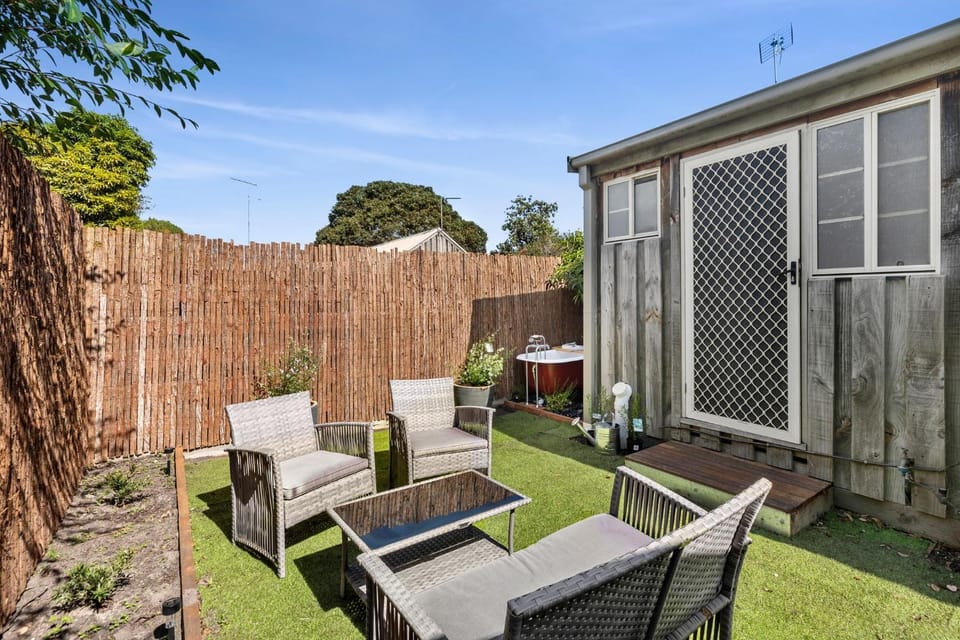 The Cottage- Pet friendly, Golf, Ocean and River! House in Ocean Grove