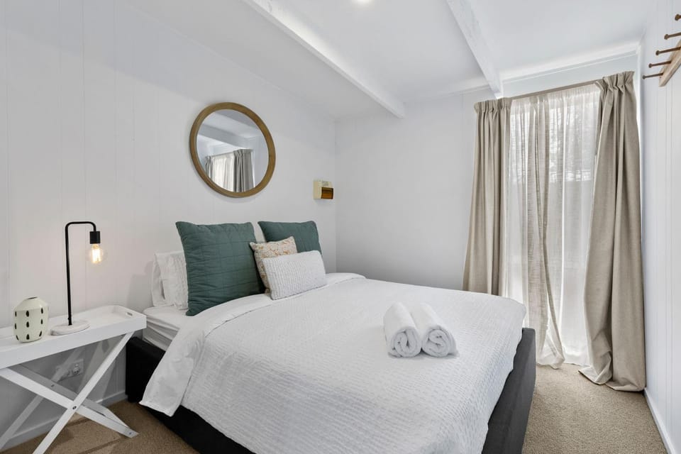The Cottage- Pet friendly, Golf, Ocean and River! House in Ocean Grove
