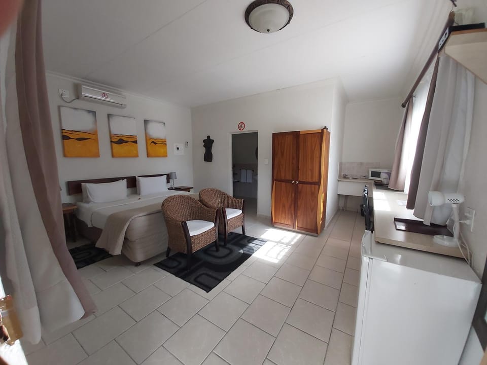 Property building, Photo of the whole room