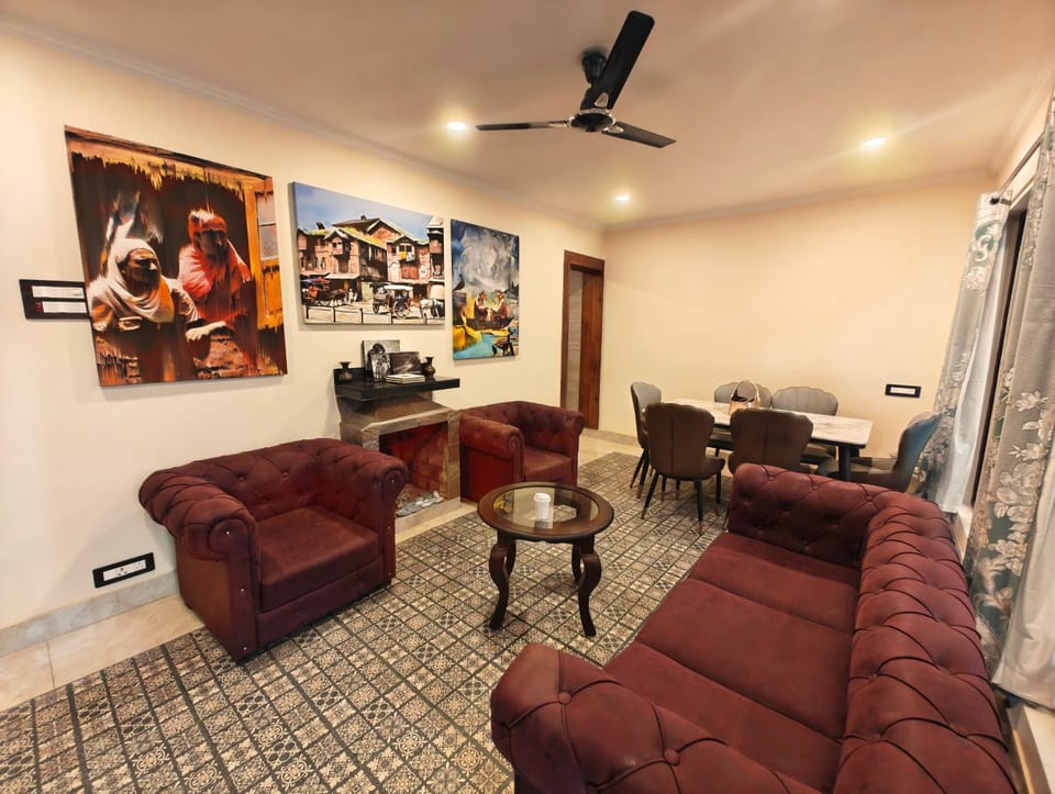 Living room, fireplace