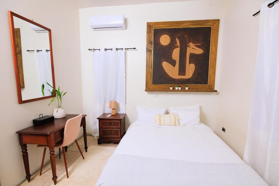 Bed, Photo of the whole room, Bedroom, air conditioner, Internal: Not applicable to any particular room
