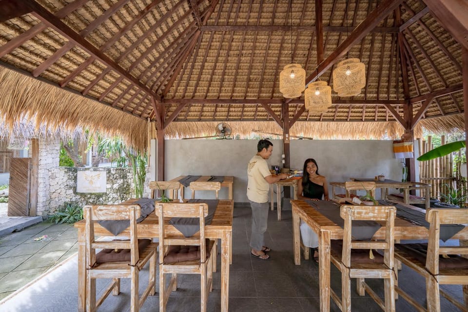 Restaurant/places to eat, Dining area, Food