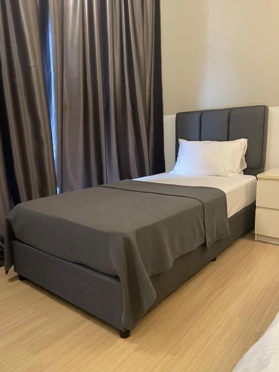 Dsara Residence Sungai Buloh (Netflix, WiFi) near MRT Kg Selamat Apartment in Petaling Jaya
