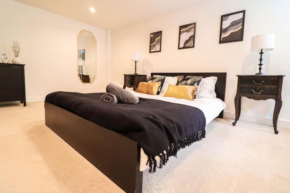 Central London 2 Bed Flat with Parking - Long Stay Offer Apartment in London Borough of Southwark