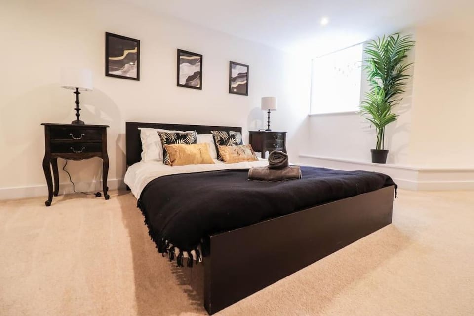 Central London 2 Bed Flat with Parking - Long Stay Offer Apartment in London Borough of Southwark