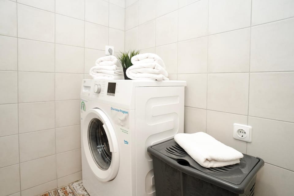 towels, washing machine
