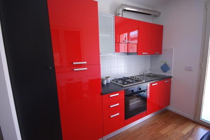 Kitchen or kitchenette, oven, pet friendly, stove