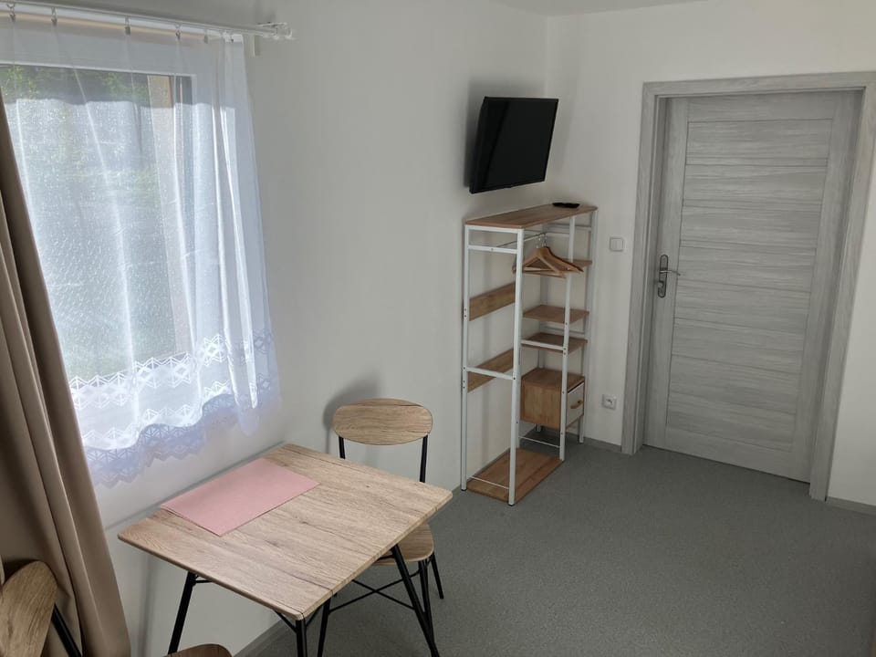 TV and multimedia, Dining area