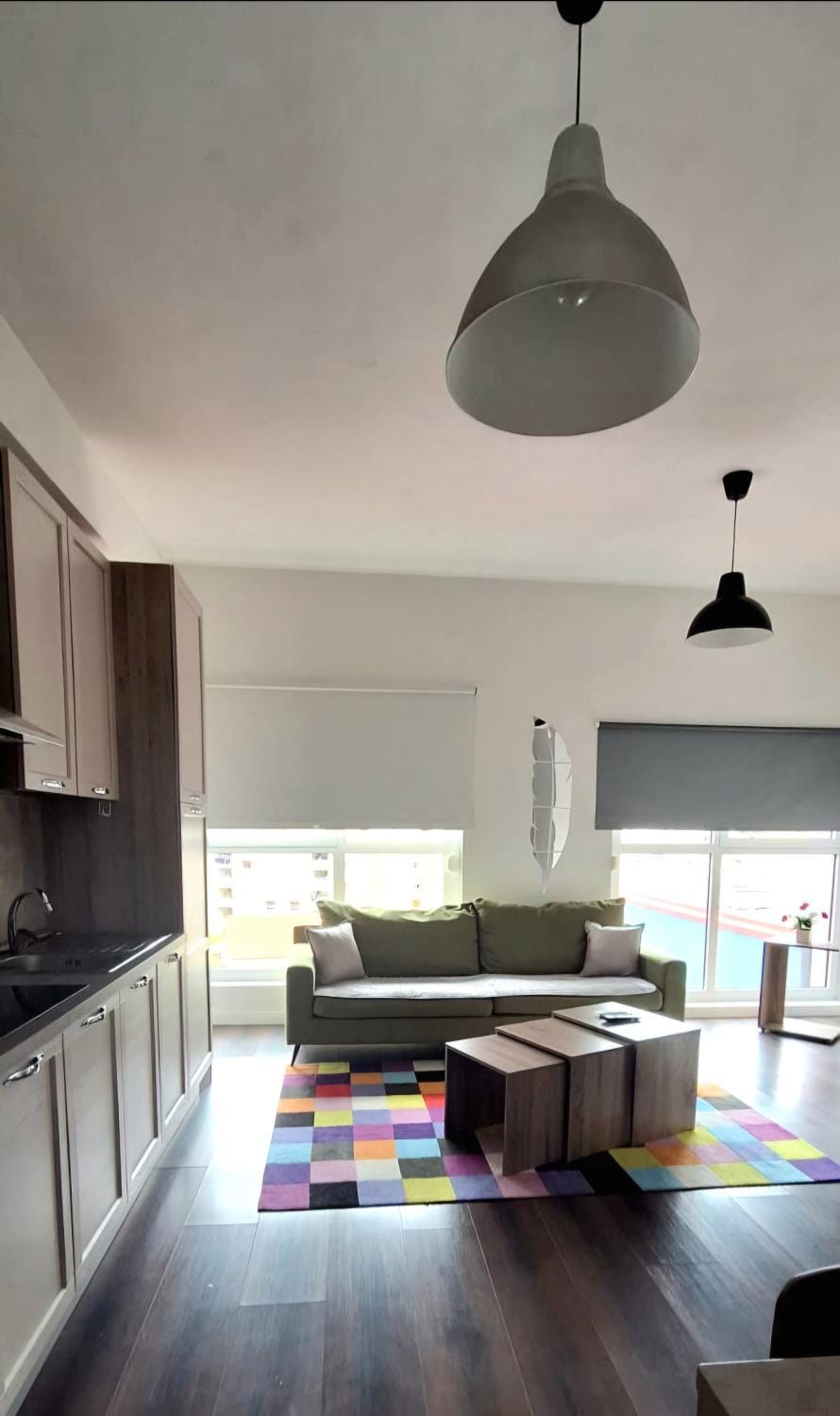 Kitchen or kitchenette, Living room, Seating area, Dining area