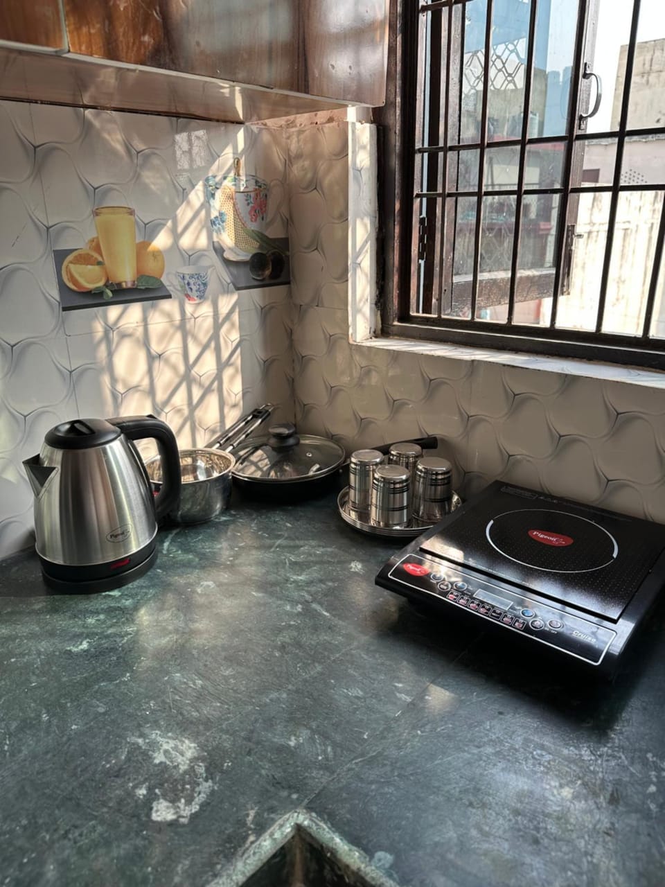 Kitchen or kitchenette