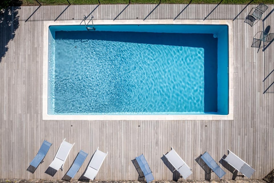 Pool view, Swimming pool, sunbed