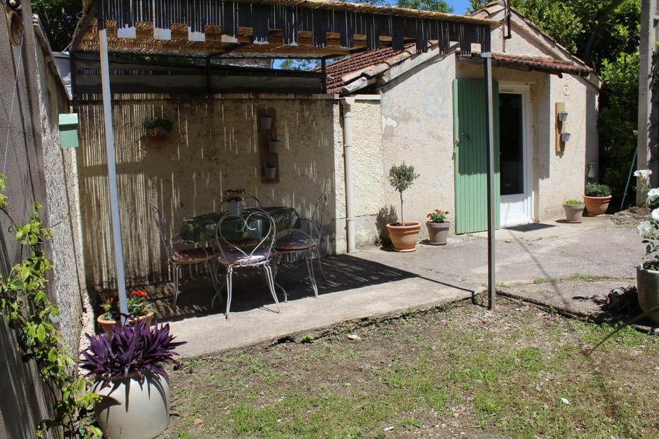 Patio, Spring, Garden