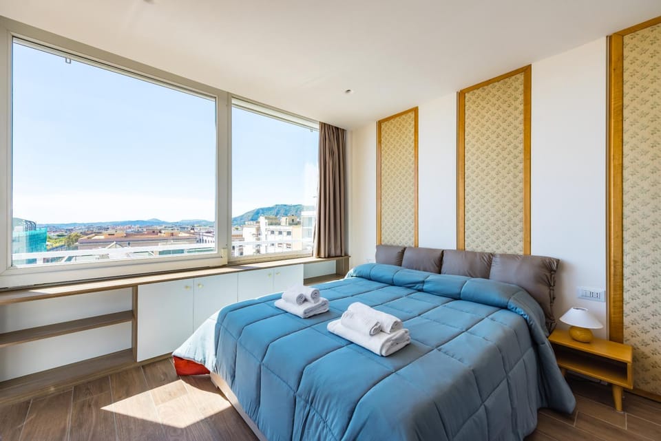 Bed, View (from property/room), Bedroom, towels