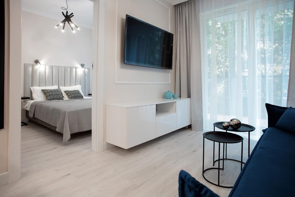 Sienna 65 - taras na dachu z panoramą 360 na Warszawę -roof terrace with a beautiful view - Prywatny balkon - private balcony - Better Rental Apartment in Warsaw