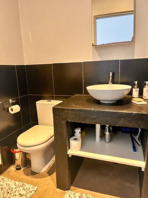 Toilet, Bathroom